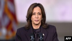Kamala Harris, vicepreședinta SUA și candidata democrată la președinție, vorbește la Universitatea Howard din Washington, DC, pe 6 noiembrie 2024.