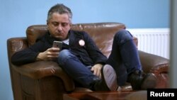 Уже бывший гендиректор «Рустави 2» Ника Гварамия анонсирует создание «главного телевидения страны»