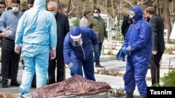 Sahrana Fatemeha Rahbara, novoizabranog zakonodavca iz Teherana koji je umro 6. marta od korona virusa.
