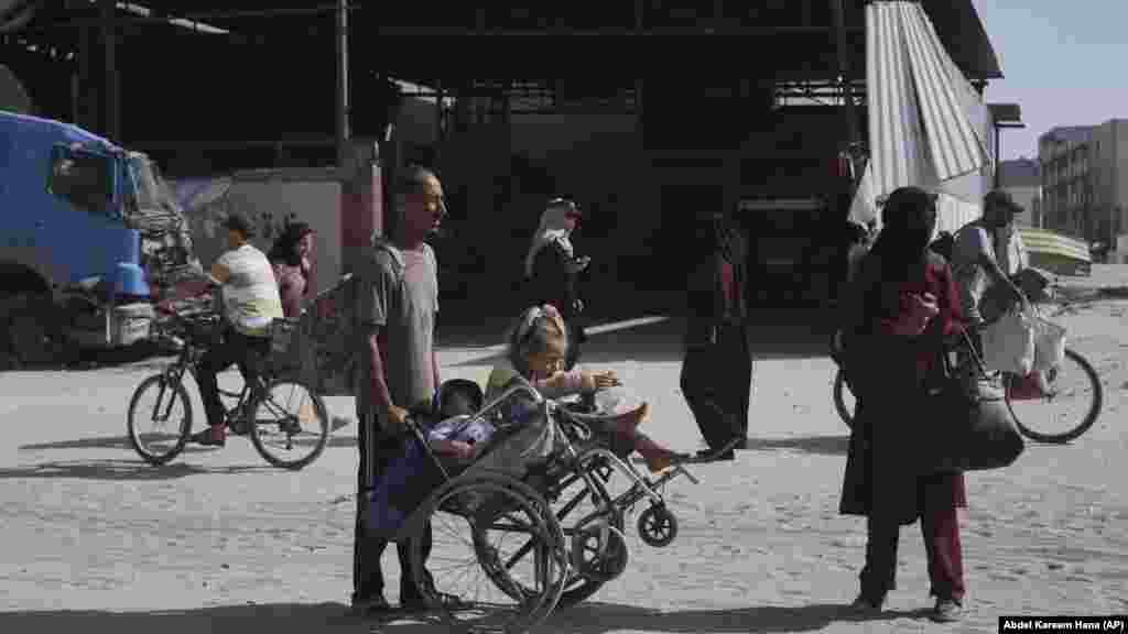 Odlazak Palestinaca iz Kan Junisa, 19. maja.