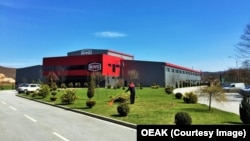 Kompania Kivo, është kompani holandeze, e cila ka përfaqësi edhe në Kosovë. 