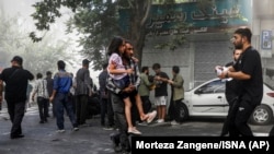 Costul uman: Civilii din Iran și Israel, implicați în conflict