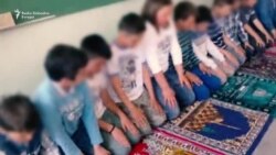 Đaci u Preševu uče da klanjaju