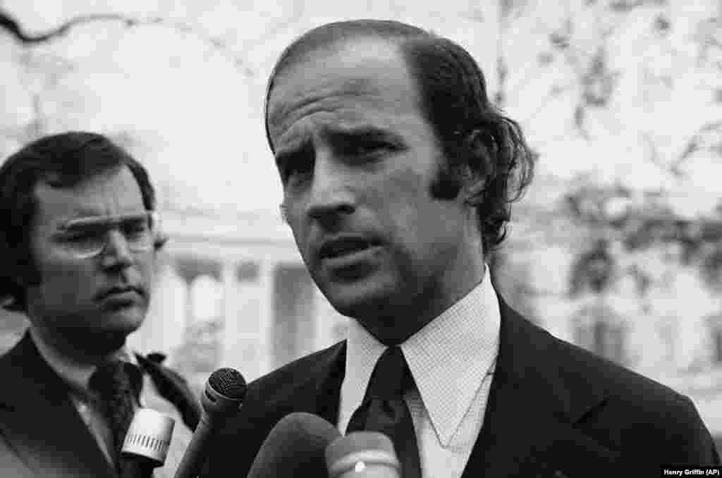 Joe Biden újonnan megválasztott szenátorként látható Washington DC-ben 1972-ben.