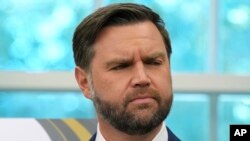 Джей Ди Вэнс