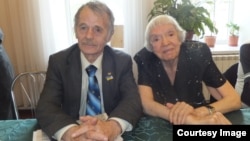 Мустафа Джемилев и Людмила Алексеева, 2012 год