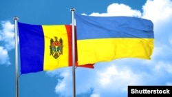 Националните знамиња на Молдавија и Украина