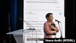 Novinari nikako ne smeju biti ubijani, zatvarani, niti im se sme pretiti: Maja Stojanović