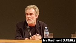 Vučić stvara pseudodemokratski provizorij za prakticiranje totalitarnih praksi: Viktor Ivančić