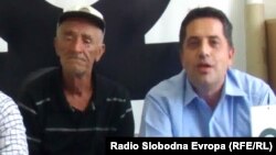 Јордан Настески од прилепското село Галичани и Влатко Ристески, претседател на невладината организација ОДРАЗ.