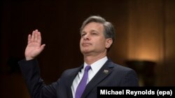 Christophera Wraya, Trump je imenovao za direktora FBI, nakon što je prethodno otpustio Jamesa Comeya