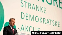 Sa Kongresa SDA, foto: Midhat Poturović