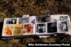 გადაგდებული საოჯახო ალბომი.