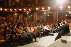 La premiera de la Kino Lucerna