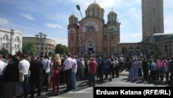 Gužva ispred Sabornog hrama Hrista Spasitelja