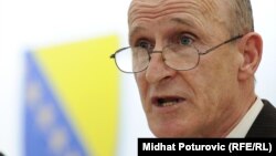 Prohić: Političari nisu ludi, što bi narod rekao, normalne su osobe, ali rade na štetu države i građana (mart 2012.)