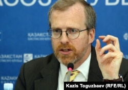 Дэйвід Крэймэр