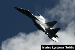 რუსული ავიაგამანადგურებელი Су-35