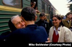 "მახსოვს, როგორ შემოვიდა ბოლო მატარებელი ოჩამჩირეში, და დედა, რომელმაც დაინახა შვილი, რომელიც დაღუპული ეგონა..."