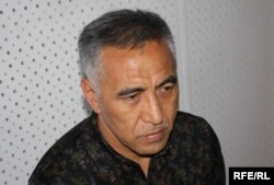 Артур Медетбеков.