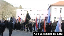 Postrojavanje pripadnika Ravnogorskog četničkog pokreta u Višegradu 2018.