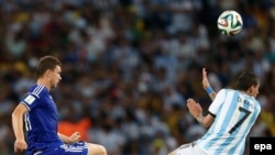 Edin Džeko i argentinski igrač Angel di Maria