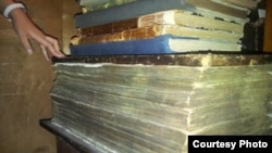 იშვიათ წიგნთა საცავის ყველაზე დიდი წიგნი