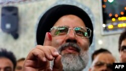 Konzervativni bivši tužilac Ebrahim Raisi, blizak iranskom vrhovnom verskom vođi ajatolahu Ali Hamneiju osvojio je 15,5 miliona glasova