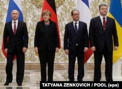 În februarie 2015, liderii Rusiei, Franței, Germaniei și Ucrainei (Formatul Normandia) au girat Acordul Minsk II, menit să pună capăt tensiunilor din estul Ucrainei, unde separatiștii sprijiniți de Rusia se luptă în continuare cu militarii ucraineni.