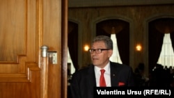 În Parlament, în mai 2013