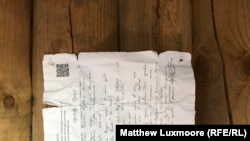 Писмо, пратено в отговор на Дмитриев, в което пише "Нека и твоето сърце да е без страх, за да може да продължаваш да разкриваш истината".