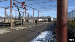 Puna për ndërtimin e objekteve në vendkalimin kufitar Jarinë