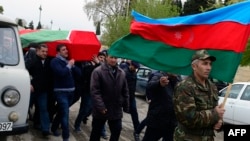 Sahrana azerbejdžanskog vojnika u gradu Terter u delu Nagorno-Karabaha koji kontroliše Azerbejdžan, 2. aprila