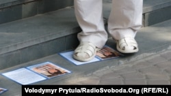 Кримчан закликали «голосувати ногами»