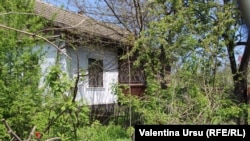 „Parlamentul nostru ne-a adus la așa cale pe care nu putem să trăim.”