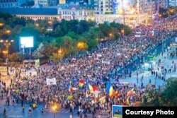 Zeci de mii de români au protestat, în țară dar și în străinătate față de proiectul minier propus de Gabriel Resources la Roșia Montană.