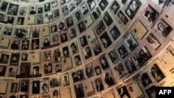 La memorialul Yad Vashem de la Ierusalim