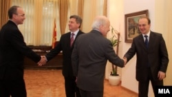 Средба на претседателот Ѓорге Иванов со медијаторот Метју Нимиц, Антонио Милошоски и Зоран Јолевски,2010, Скопје