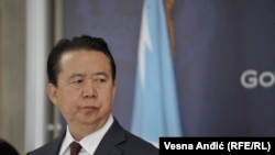 Bivši predsednik Interpola Meng Hongvei u Beogradu 11. septembra 2018. pre nego što je tajno pritvoren i optužen za uzimanje mita dok je bio visoki zvaničnik Ministarstva javne bezbednosti.