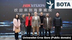Delegacioni i Universitetit të Malit të Zi gjatë vizitës në kompaninë kineze Hikvision. Dhjetor, 2024.