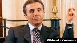 Бидзина Иванишвили продолжает общаться с грузинским народом исключительно в эпистолярном жанре