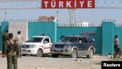 На границе Сирии и Турции. 25 июня 2015 года. 