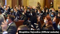 Glasanje u Skupštini Vojvodine u Novom Sadu.