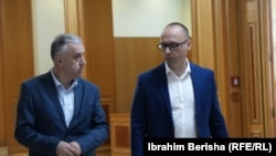 Zyrtarë të lartë të Listës Serbe në Kuvendin e Kosovës.