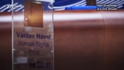 'Predugo smo zaglavljeni u rovovima nacionalizma'