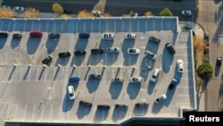 La coadă, la testare Covid, Los Angeles, California, 4 ianuarie 2022.