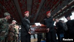 Sa sahrane ubijenih u Kumanovu, Priština, 26. maj 2015.