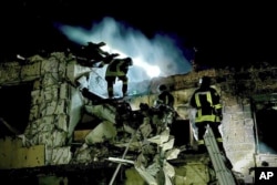 23 აპრილს ოდესაში რუსული თვითმფრინავის თავდასხმის შემდეგ.