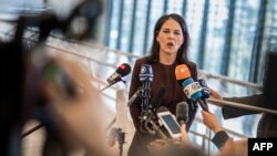 Ministrja e Jashtme gjermane, Annalena Baerbock, gjatë një prononcimi për media. Fotografi nga arkivi. 