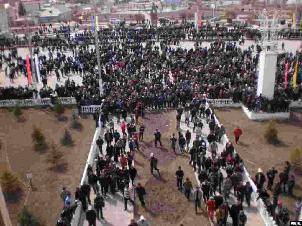 Киргизстан, протести во Нарин